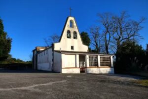Iglesia de Santiago de Pruvia