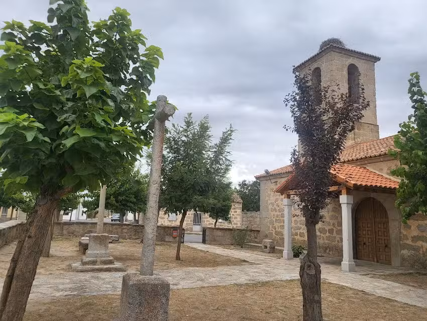 Iglesia de Santo Tom&aacute;s Ap&oacute;stol