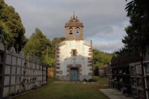 Iglesia de Santo Tom&aacute;s de Insua