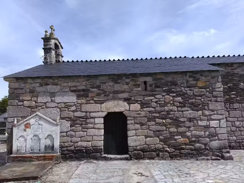 Iglesia de Santo Tom&aacute;s de T&oacute;rdea