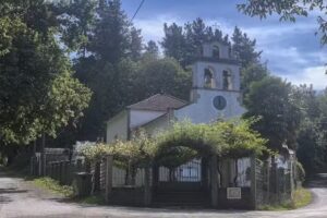 Iglesia de Sobrado de Picato