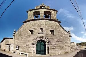 Iglesia de Sta Cristina de Vilari&ntilde;o