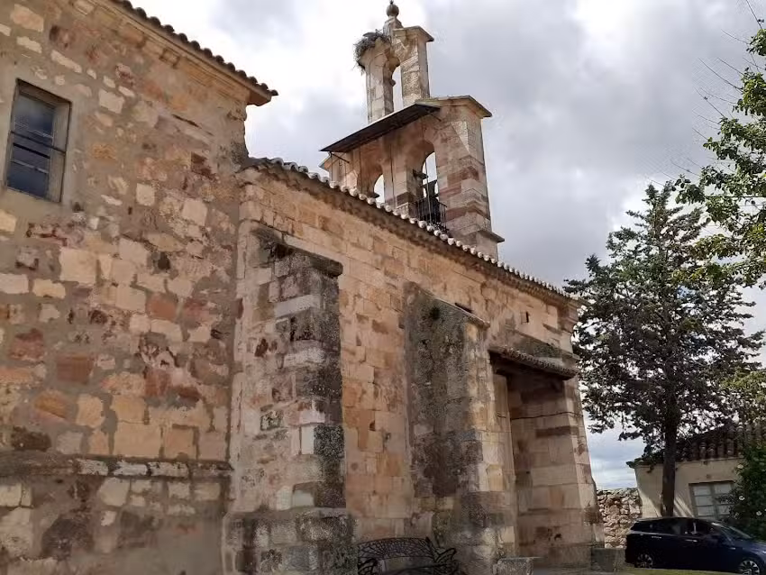 Iglesia de Tardobispo