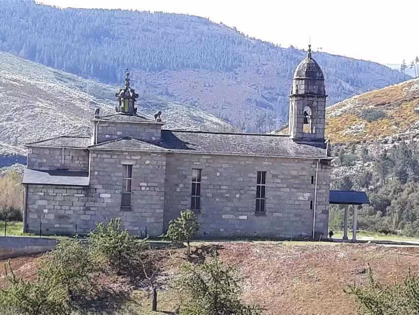 Iglesia de Vega de Cascallana