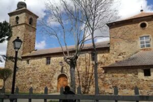 Iglesia de Villabr&aacute;zaro