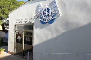 Iglesia del Dios Vivo Columna y Apoyo de la Verdad LA LUZ DEL MUNDO