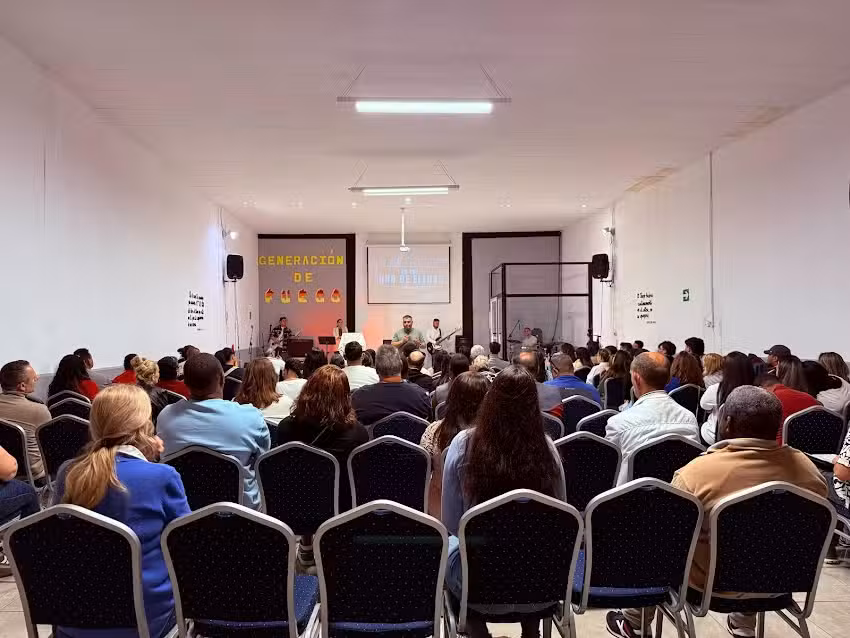 Iglesia el Lugar de Su Presencia Torrente