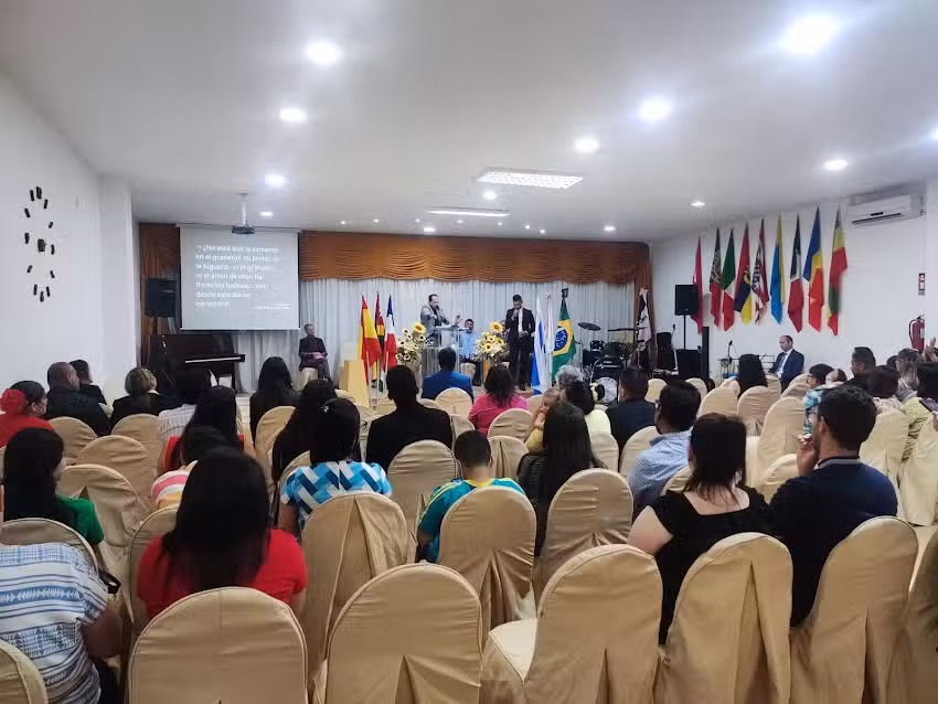 Iglesia Evang&eacute;lica Asamblea de Dios &ndash; Ministerio CADEESO en Madrid