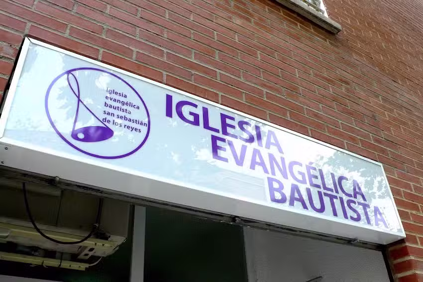 Iglesia Evang&eacute;lica Bautista de San Sebasti&aacute;n de los Reyes &ndash; Alcobendas