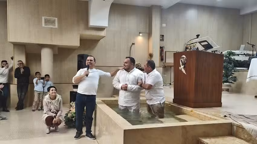 Iglesia Evang&eacute;lica Casa de Oraci&oacute;n