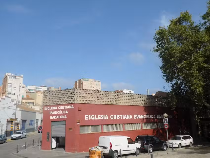 Iglesia Evangelica De Badalona: Espada De Dos Filos
