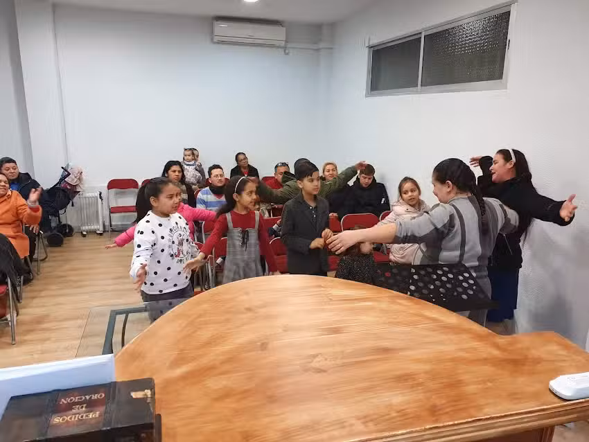 Iglesia Evang&eacute;lica Pentecostal Asamblea de Dios Comademat-Espa&ntilde;a M&oacute;stoles &ndash; Madrid