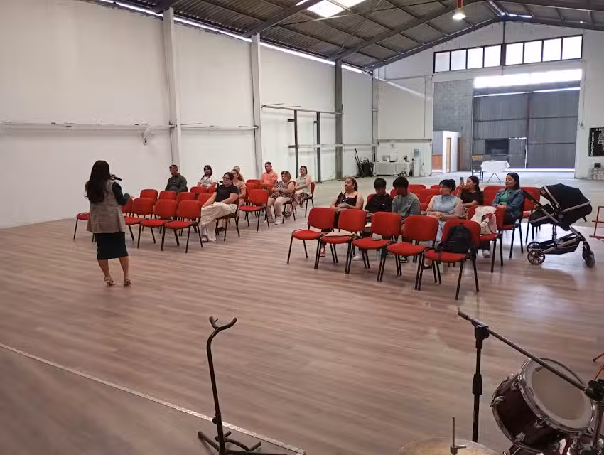 Iglesia evang&eacute;lica pentecostal internacional Vegadeo