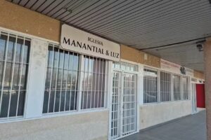 Iglesia Manantial & Luz