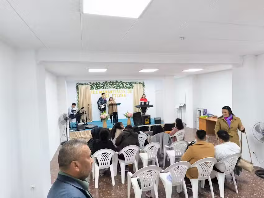 IGLESIA: MANANTIALES DE VIDA ETERNA