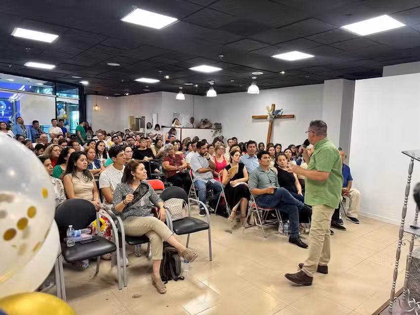 IGLESIA NUEVA VIDA TRES CANTOS
