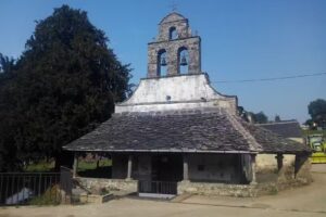 Iglesia parroquial de Ntra Sra de la Visitaci&oacute;n o de Santa Mar&iacute;a (Berducedo―Allande)