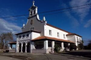 Iglesia parroquial de San Clemente de Quintueles