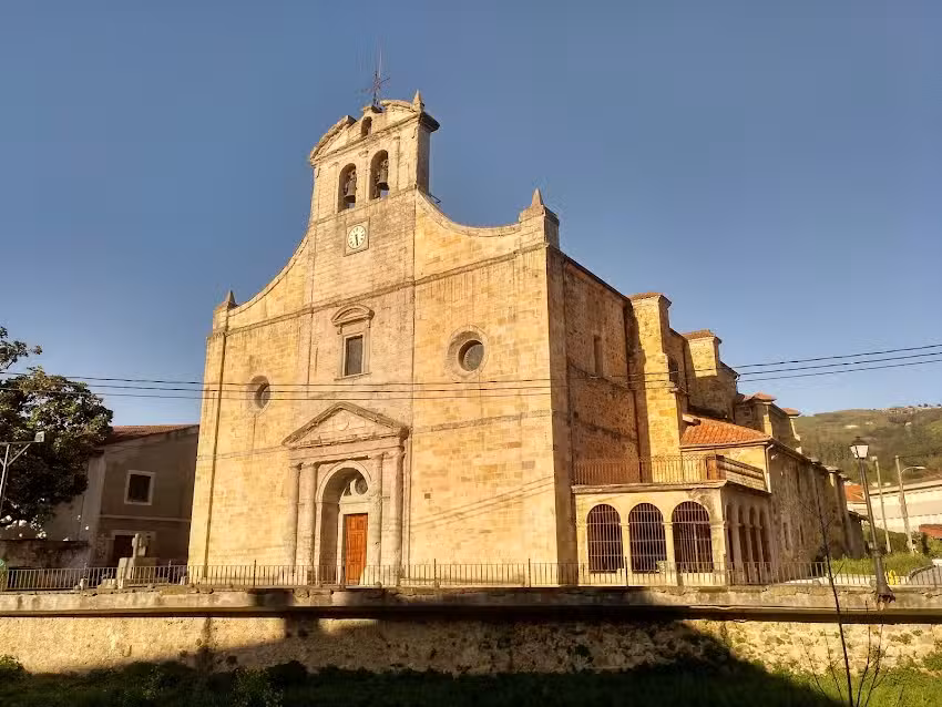 Iglesia parroquial de Santa Mar&iacute;a