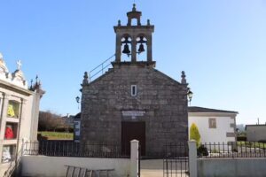 Iglesia parroquial de Santiago de Boebre
