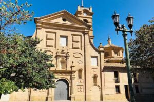 Iglesia Parroquial de Santo Domingo y San Mart&iacute;n