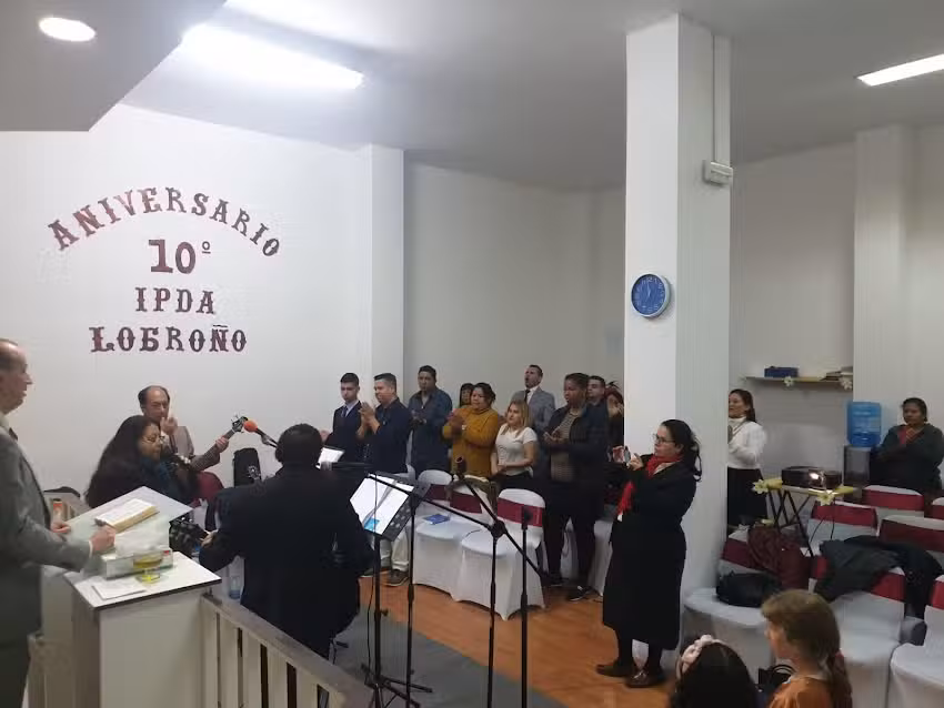IGLESIA PENTECOSTAL DIOS ES AMOR