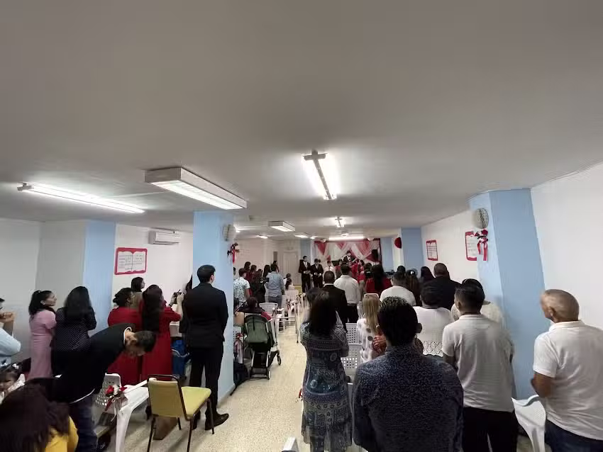 IGLESIA PENTECOSTAL DIOS ES AMOR
