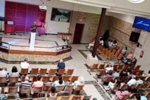 Iglesia Plaza Hospital Civil de M&aacute;laga (Punto de Conexi&oacute;n)