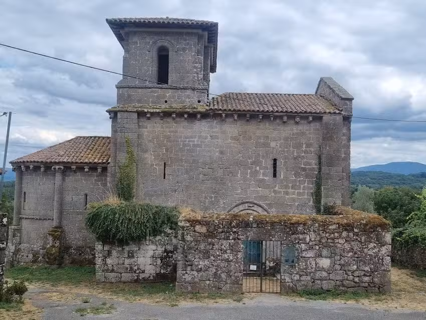 Iglesia rom&aacute;nica de San Miguel de Eir&eacute;