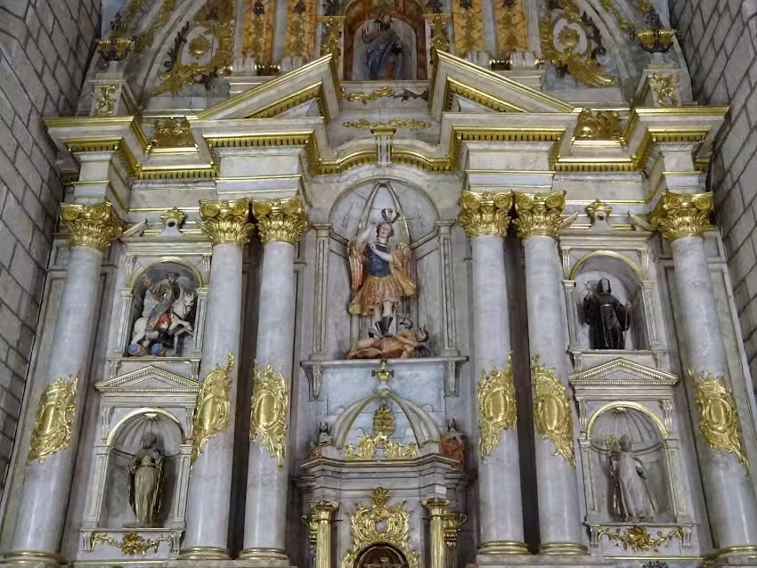 Iglesia San Miguel Arc&aacute;ngel