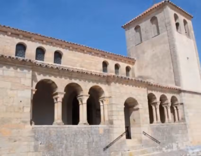 Iglesia San Pedro Ab&aacute;nades