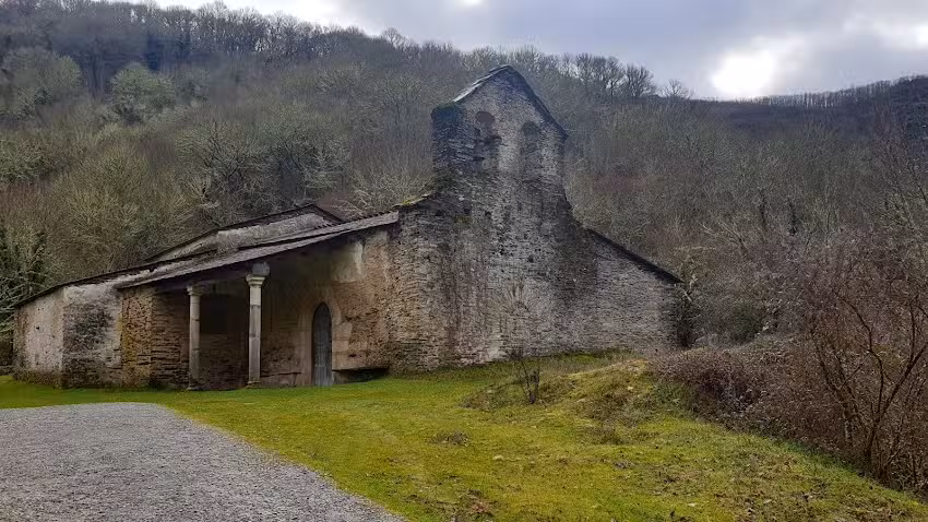 Iglesia San Pedro de Esperante