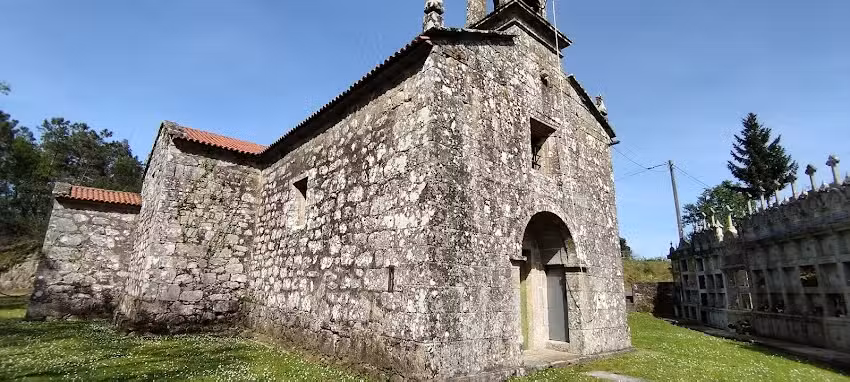 Iglesia Santa Mar&iacute;a de Couso