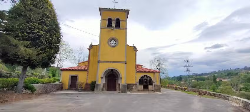 Iglesia Santa Mar&iacute;a de Lieres