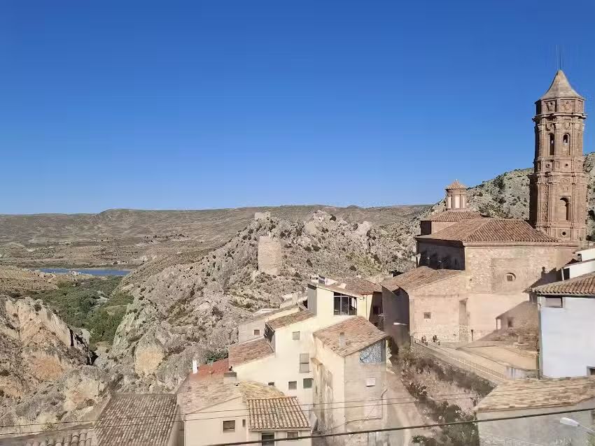 Iglesia Santa Mar&iacute;a la Mayor, Alcaine