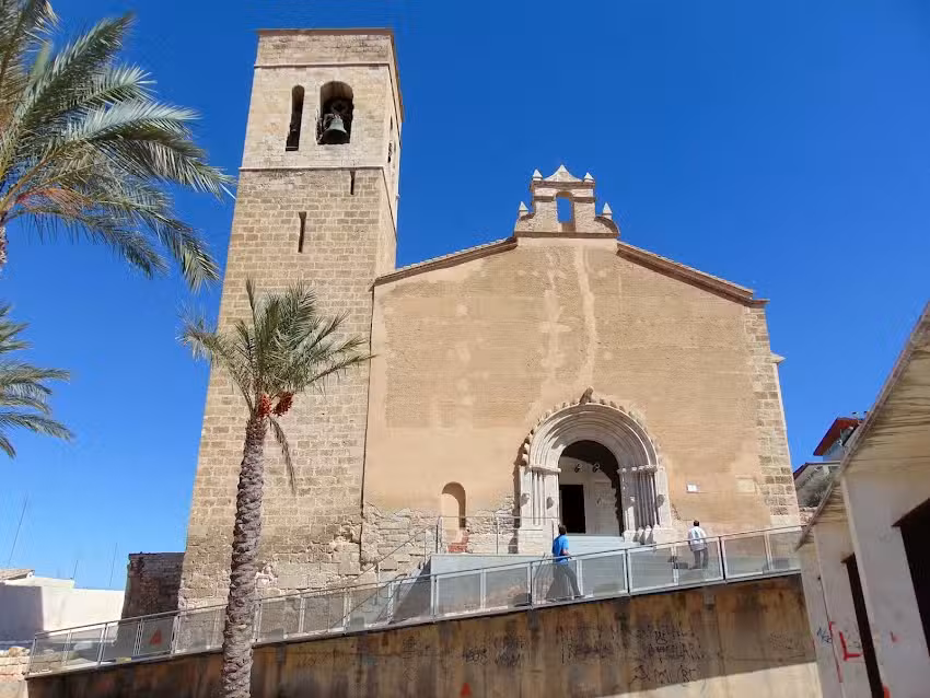 Iglesia Santa Mar&iacute;a o de la Sangre de Liria