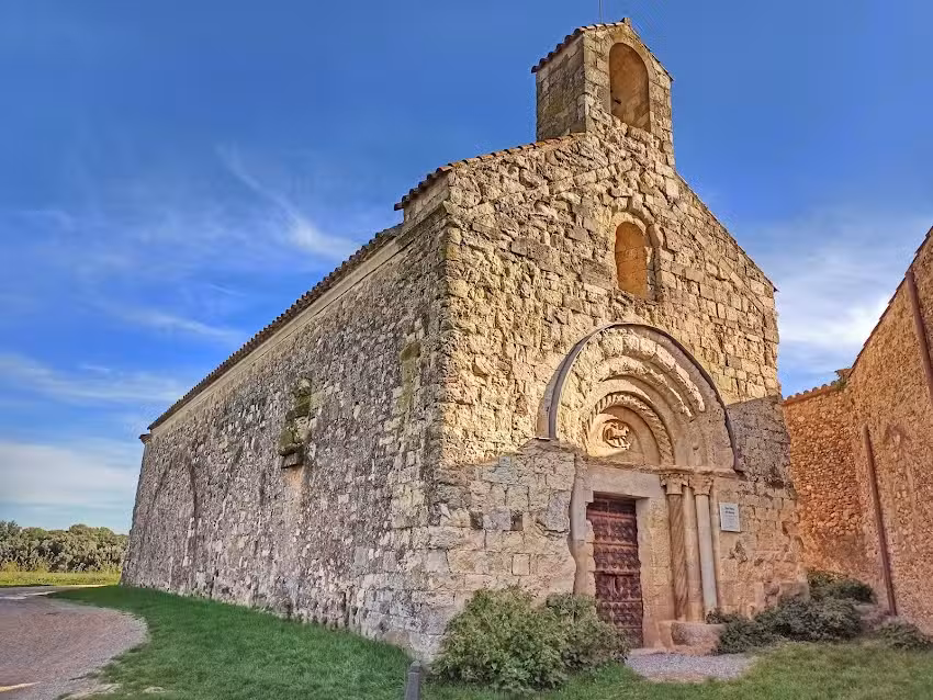 Iglesia Vieja de Sant Pere de Navata