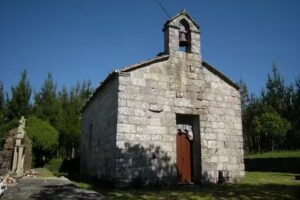 Igrexa de San Marti&ntilde;o de Fente