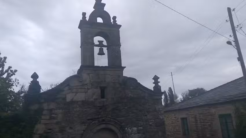 Igrexa de San Marti&ntilde;o de Requeixo