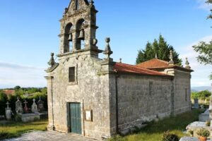 Igrexa de San Xo&aacute;n de Coles