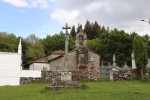 Igrexa de San Xo&aacute;n de Cuti&aacute;n