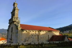 Igrexa de Santiago de Parada do Mi&ntilde;or