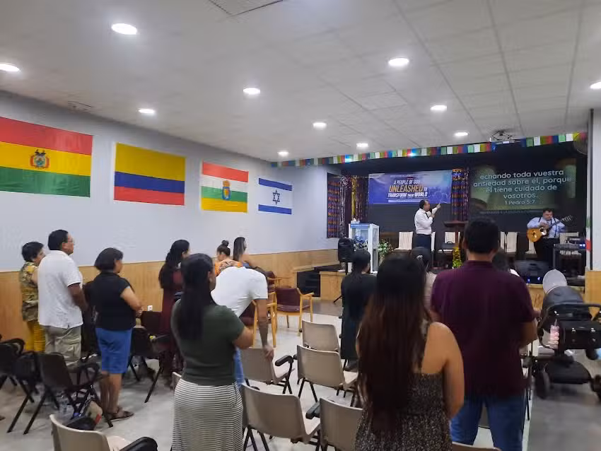 IPUE INTERNACIONAL ( IGLESIA PENTECOSTAL INTERNACIONAL DEL MOMBRE DE JESUS EN LOGRO&Ntilde;O)