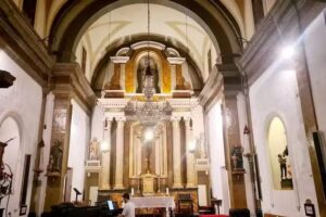 L&rsquo; ESGL&Eacute;SIA DE LA SANG -L&rsquo; esgl&eacute;sia de l&rsquo; Hospital, Capilla del Hospici- capella d l&rsquo;Hospici