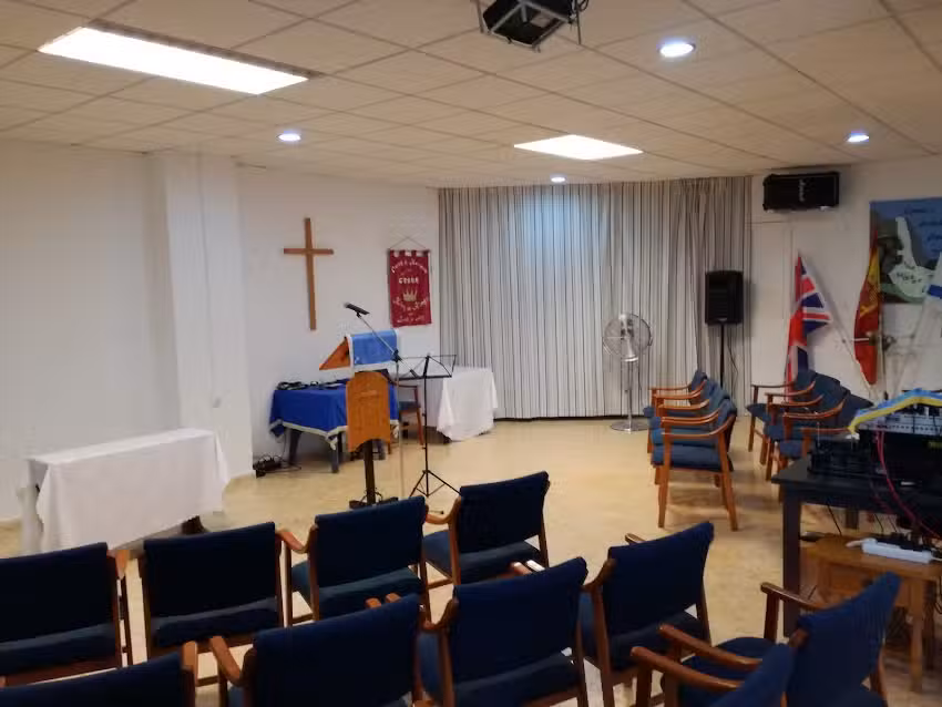 Living Water Church Moj&aacute;car.