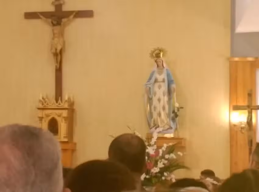 Llanos De La Ca&ntilde;ada &ndash; Iglesia