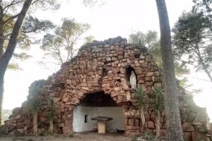 Mare de D&eacute;u de Lourdes