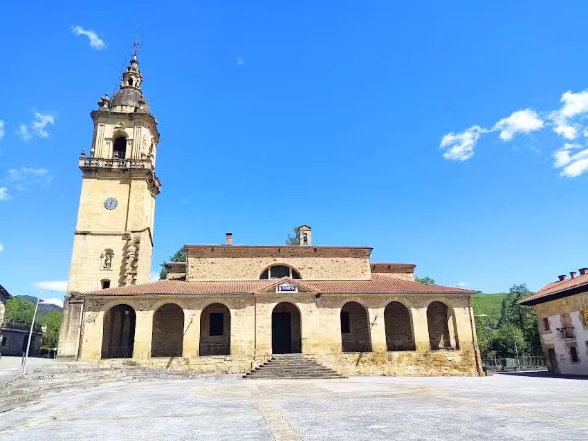 Mikel Deunaren Eliza/Iglesia de San Miguel