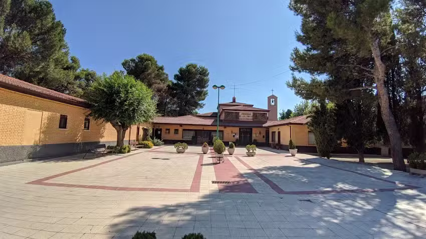 Parroquia de los Santos Justo y Pastor