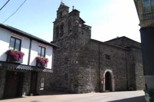 Parroquia de Nuestra Se&ntilde;ora del Rosario de P&aacute;ramo del Sil